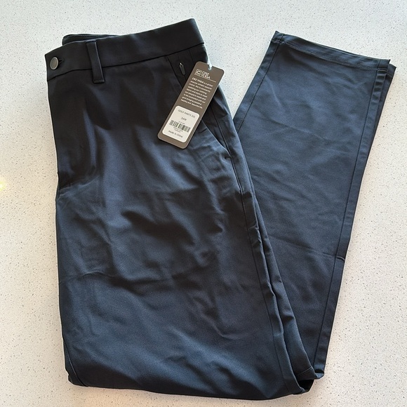 All-Day Comfy Classic-Fit Golf Pants 32'' - Picture 5 of 5